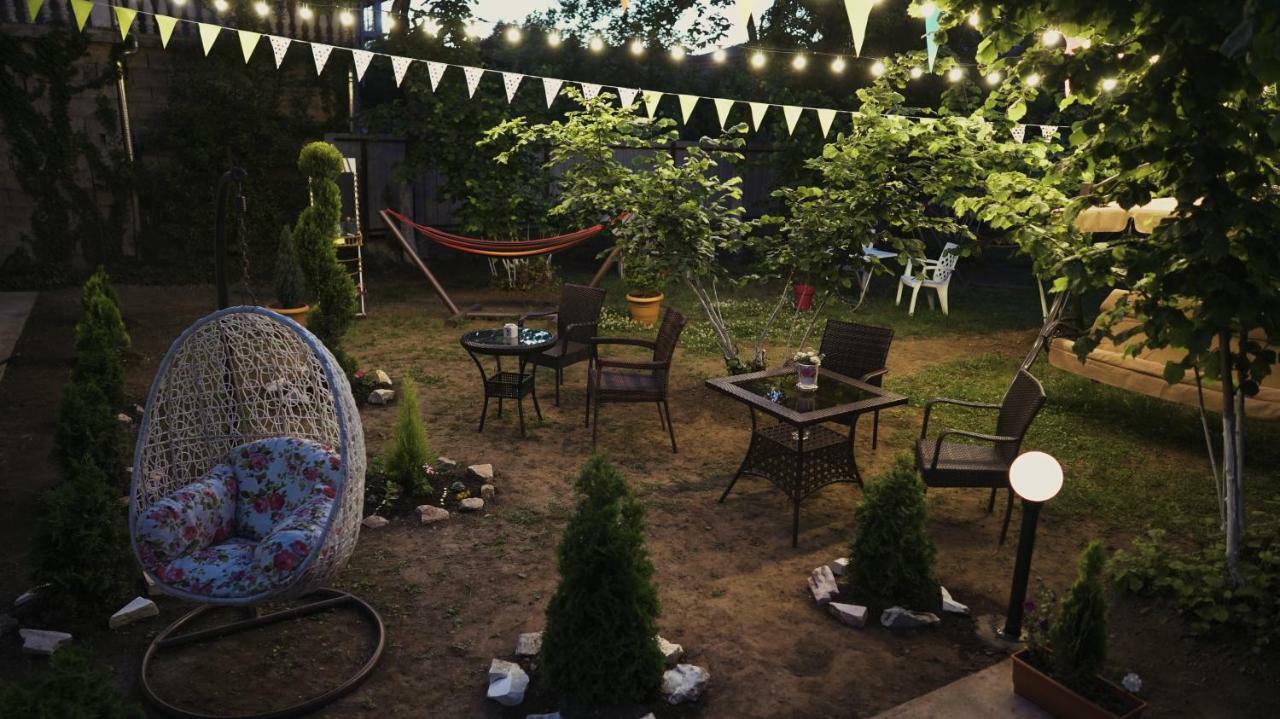 Lazika Hotel Zugdidi ภายนอก รูปภาพ